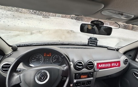 Renault Sandero I, 2013 год, 680 000 рублей, 4 фотография