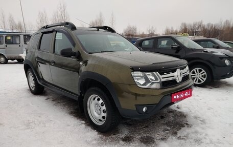 Renault Duster I рестайлинг, 2017 год, 1 365 000 рублей, 4 фотография