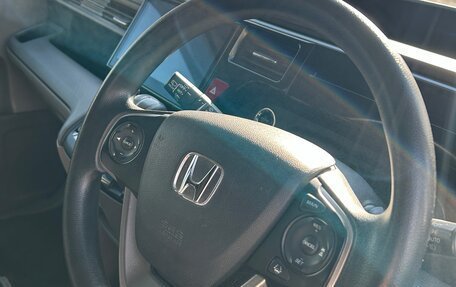 Honda Stepwgn IV, 2016 год, 1 850 000 рублей, 11 фотография