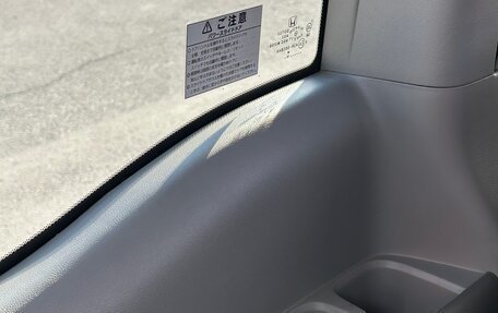 Honda Stepwgn IV, 2016 год, 1 850 000 рублей, 28 фотография