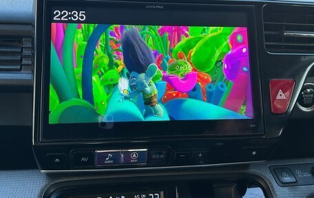 Honda Stepwgn IV, 2016 год, 1 850 000 рублей, 40 фотография