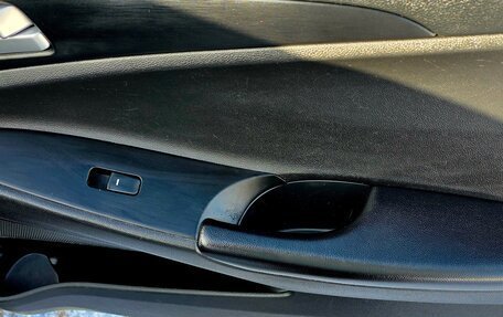 Hyundai Sonata VI, 2011 год, 930 000 рублей, 23 фотография