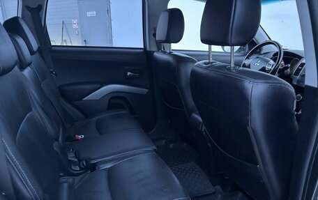 Mitsubishi Outlander III рестайлинг 3, 2010 год, 1 160 000 рублей, 17 фотография