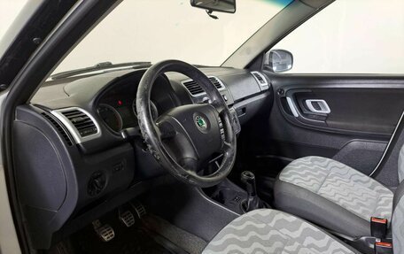 Skoda Fabia II, 2008 год, 300 000 рублей, 16 фотография