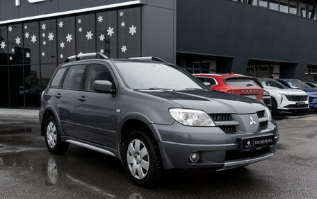 Mitsubishi Outlander III рестайлинг 3, 2007 год, 775 000 рублей, 2 фотография
