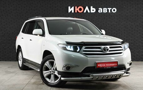 Toyota Highlander III, 2011 год, 1 685 000 рублей, 3 фотография