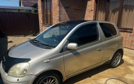 Toyota Vitz, 2002 год, 280 000 рублей, 2 фотография