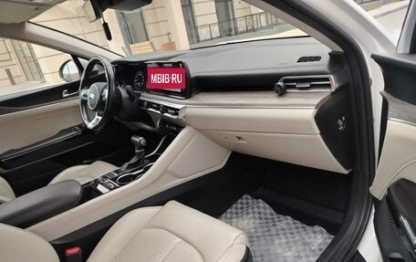 KIA K5, 2021 год, 2 425 000 рублей, 18 фотография