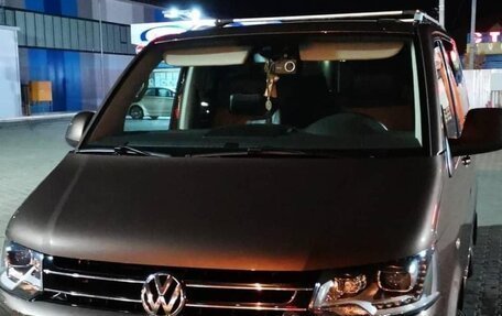 Volkswagen Multivan T5, 2012 год, 2 700 000 рублей, 1 фотография