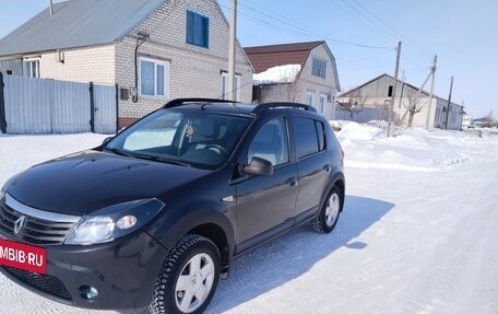 Renault Sandero I, 2013 год, 630 000 рублей, 3 фотография