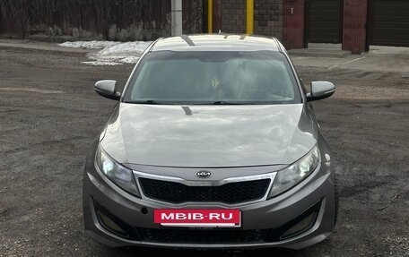 KIA Optima III, 2013 год, 975 000 рублей, 2 фотография