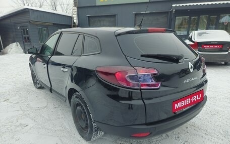Renault Megane III, 2011 год, 650 000 рублей, 4 фотография