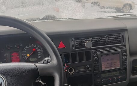 Volkswagen Multivan T4, 2001 год, 850 000 рублей, 9 фотография