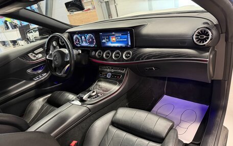 Mercedes-Benz E-Класс, 2019 год, 4 799 000 рублей, 18 фотография