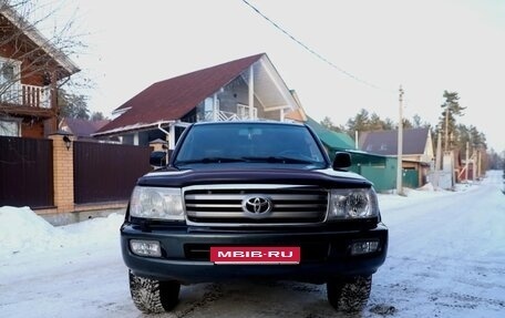 Toyota Land Cruiser 100 рестайлинг 2, 2006 год, 2 590 000 рублей, 1 фотография