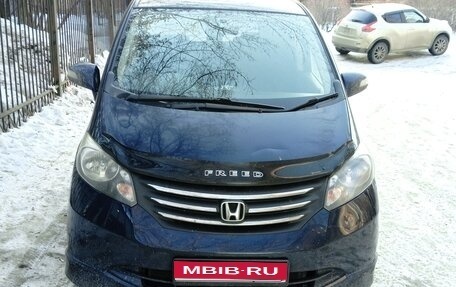Honda Freed I, 2009 год, 989 000 рублей, 1 фотография