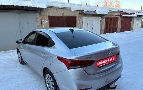 Hyundai Solaris II рестайлинг, 2017 год, 1 299 999 рублей, 8 фотография