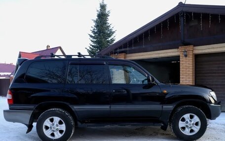 Toyota Land Cruiser 100 рестайлинг 2, 2006 год, 2 590 000 рублей, 5 фотография