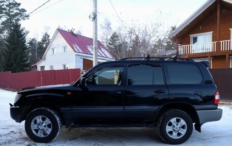 Toyota Land Cruiser 100 рестайлинг 2, 2006 год, 2 590 000 рублей, 4 фотография