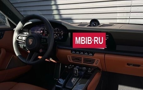 Porsche 911, 2025 год, 31 600 000 рублей, 28 фотография