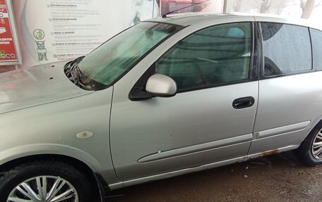 Nissan Almera, 2005 год, 350 000 рублей, 10 фотография