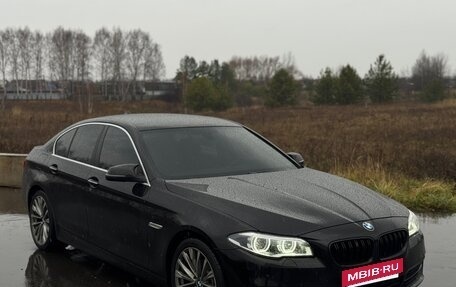 BMW 5 серия, 2015 год, 2 200 000 рублей, 32 фотография