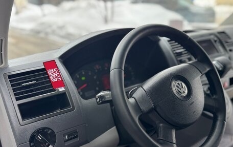 Volkswagen Caravelle T5, 2008 год, 1 550 000 рублей, 22 фотография