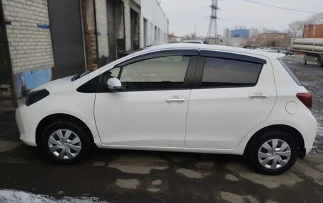 Toyota Vitz, 2015 год, 820 000 рублей, 4 фотография