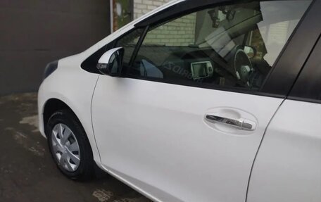 Toyota Vitz, 2015 год, 820 000 рублей, 13 фотография