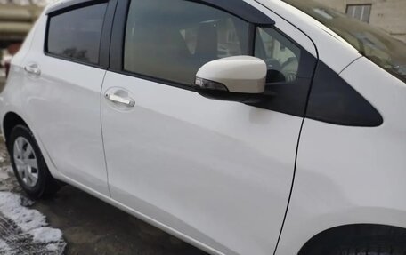 Toyota Vitz, 2015 год, 820 000 рублей, 10 фотография