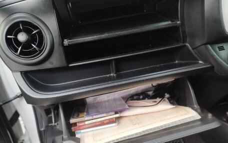 Toyota Vitz, 2015 год, 820 000 рублей, 22 фотография