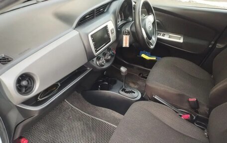 Toyota Vitz, 2015 год, 820 000 рублей, 20 фотография