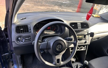 Volkswagen Polo VI (EU Market), 2012 год, 640 000 рублей, 5 фотография