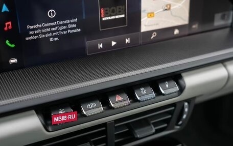 Porsche 911, 2025 год, 31 400 000 рублей, 23 фотография