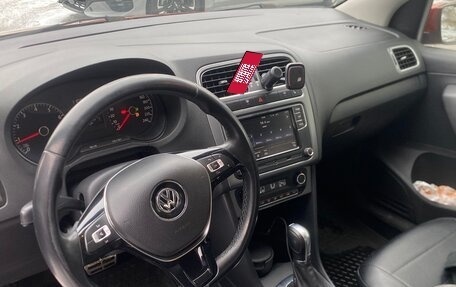 Volkswagen Polo VI (EU Market), 2016 год, 1 200 000 рублей, 10 фотография