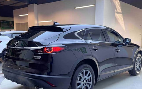 Mazda CX-4, 2022 год, 2 000 000 рублей, 6 фотография