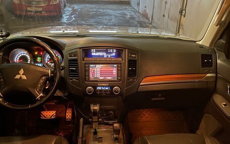 Mitsubishi Pajero IV, 2008 год, 1 700 000 рублей, 14 фотография