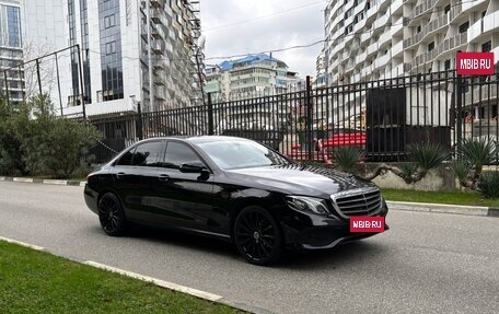 Mercedes-Benz E-Класс, 2017 год, 1 850 000 рублей, 7 фотография