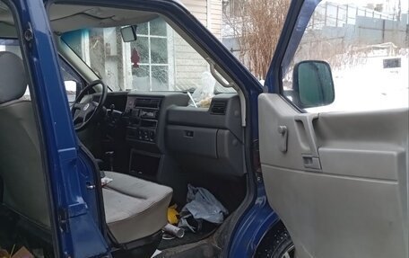 Volkswagen Transporter T4, 2000 год, 410 000 рублей, 9 фотография