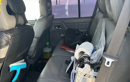 Mitsubishi Pajero III рестайлинг, 1998 год, 1 300 000 рублей, 12 фотография