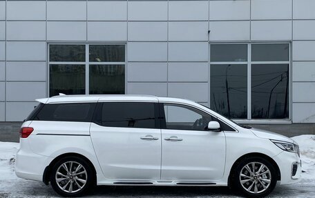 KIA Carnival III, 2019 год, 3 199 000 рублей, 4 фотография