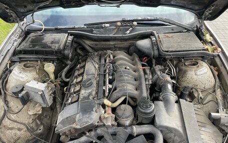 BMW 5 серия, 1996 год, 281 000 рублей, 16 фотография