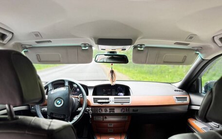 BMW 7 серия, 2003 год, 850 000 рублей, 17 фотография