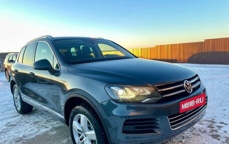 Volkswagen Touareg III, 2011 год, 1 740 000 рублей, 3 фотография