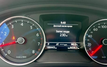 Volkswagen Touareg III, 2011 год, 1 740 000 рублей, 9 фотография