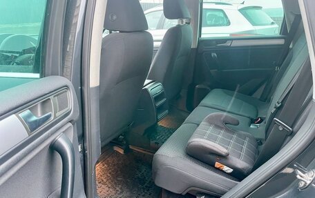 Volkswagen Touareg III, 2011 год, 1 740 000 рублей, 15 фотография