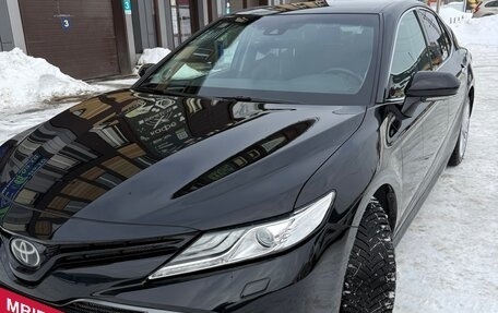 Toyota Camry, 2020 год, 3 700 000 рублей, 3 фотография