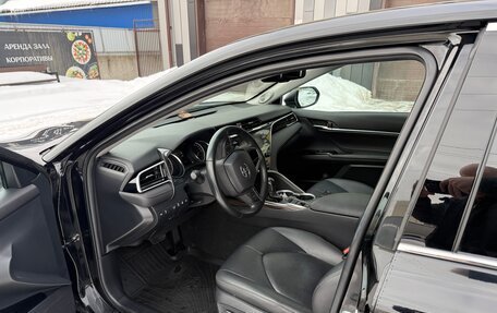 Toyota Camry, 2020 год, 3 700 000 рублей, 13 фотография