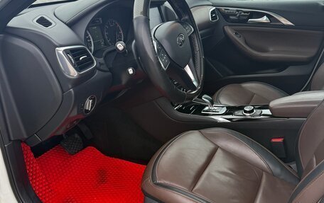 Infiniti Q30, 2019 год, 2 650 000 рублей, 15 фотография