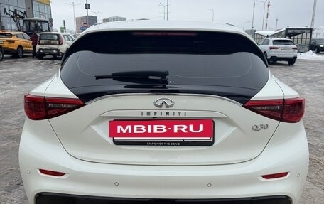 Infiniti Q30, 2019 год, 2 650 000 рублей, 10 фотография